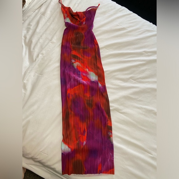 Pretty little Thing Womens full length form fitting dress going out party red - Picture 3 of 8